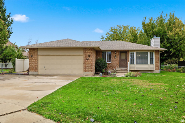 740  Bing Ct
                     MLS #2120046