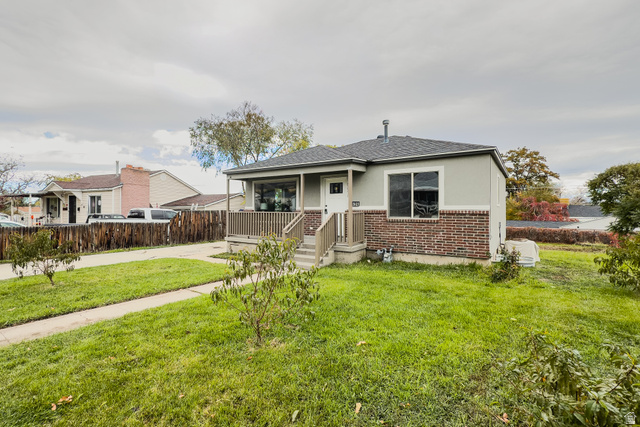 8696 W Helen Dr
                     MLS #2120096