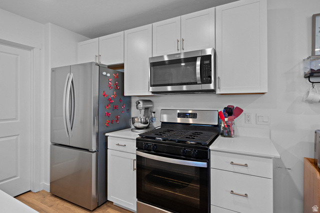 Photo 8 for MLS #2120107 at 3929 W Orinda Dr