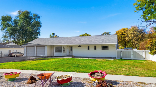 Main photo for 461 N 300 W