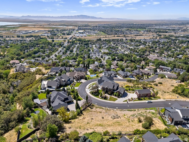 391 E GREYSTONE, Farmington UT 84025