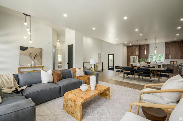 Photo 7 - 1958 E Longview Dr, Holladay UT 84124