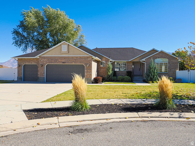 9909 S DREAM CIR, South Jordan UT 84095