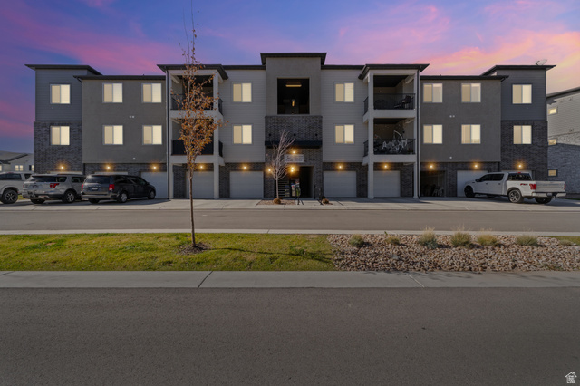 13528 S Commodus Dr #202
                     MLS #2120498