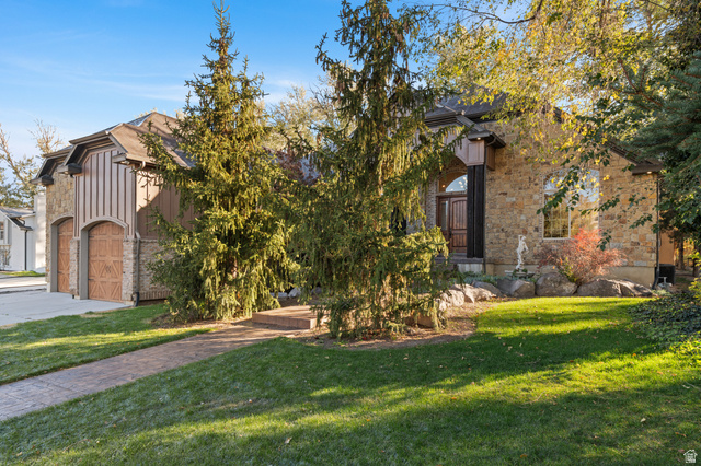 10637 S CRESCENT BEND DR, Sandy UT 84070