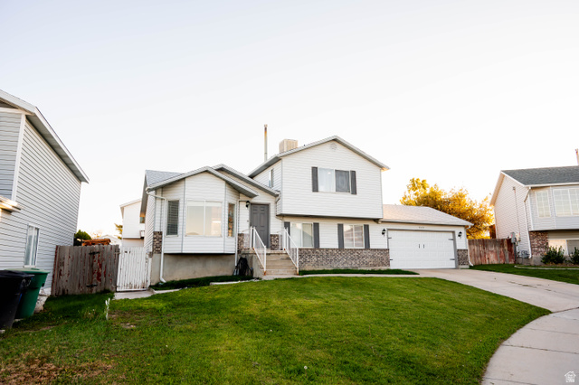 5579 W LOPALENA CIR, West Jordan UT 84081