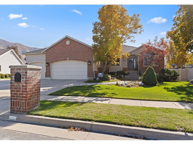 455 W 2025 N
                     MLS #2120811