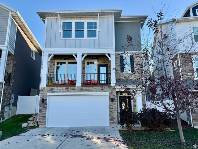 958 E Deer Arch Ln
                     MLS #2120882