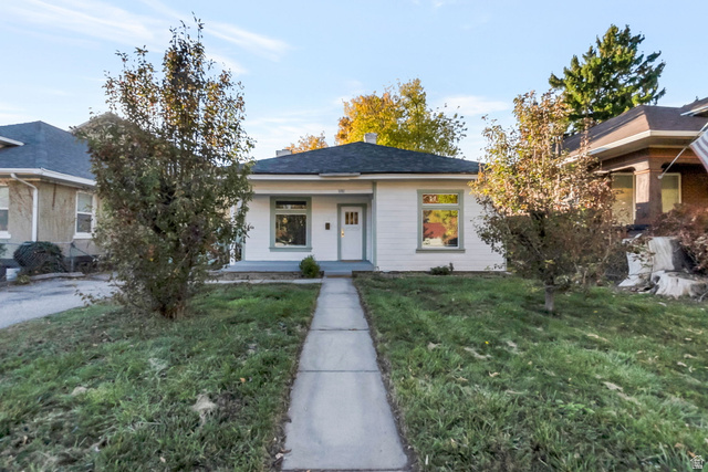 2252 S 900 E, Salt Lake City UT 84106