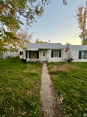 815 W 26th St
                     MLS #2120972