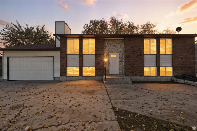 4663 W 3100 S
                     MLS #2121120