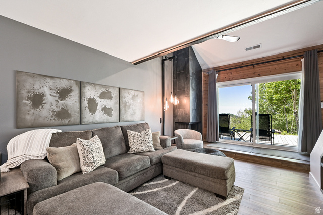 286 W Eagles Roost St #c104
                     MLS #2121179