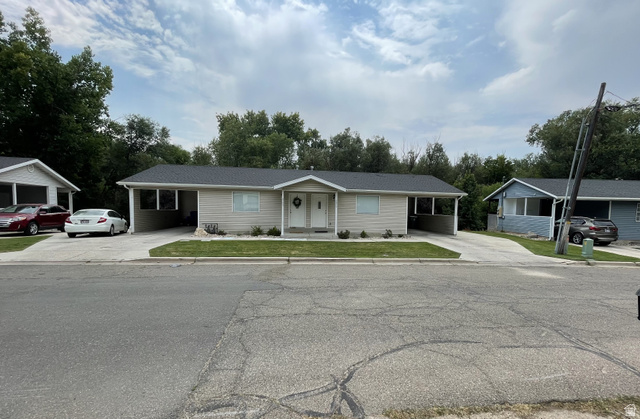 4055 S Hillcrest Cir
                     MLS #2121211