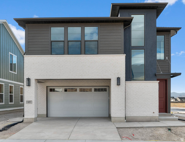 Main photo for 605 N Buffalo Grass Ln