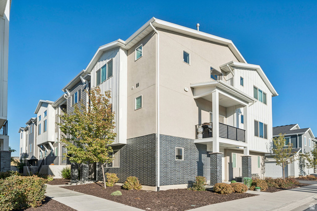 15152 S Wild Horse Way
                     MLS #2121449