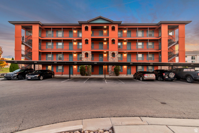 1081 W 993 N #101
                     MLS #2121474