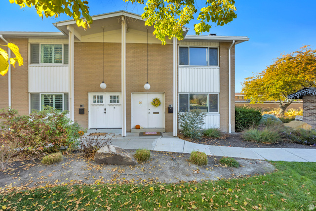 825 E THREE FOUNTAINS CIR #16, Murray UT 84107