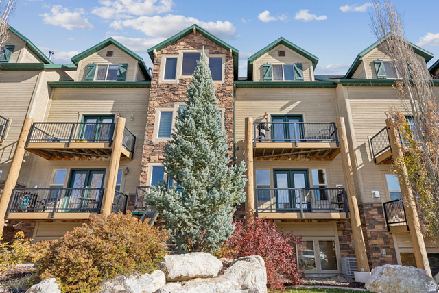 3518 N MOOSE HOLLOW DR #1406, Eden UT 84310