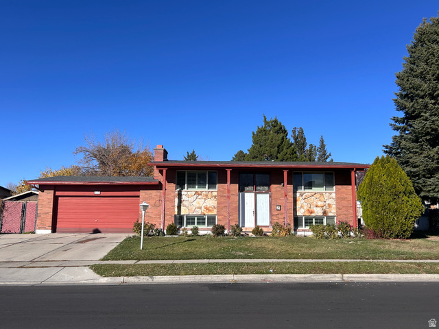 547 E PIONEER AVE, Sandy UT 84070