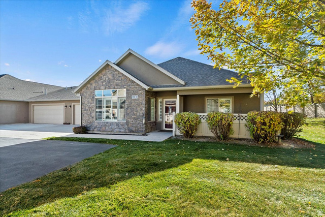 9252 S 2040 W #D, West Jordan UT 84088