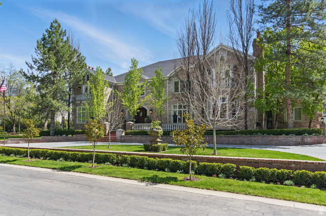 2428 E FIELD ROSE DR, Holladay UT 84121