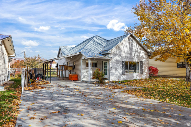 Main photo for 70 W 100 S