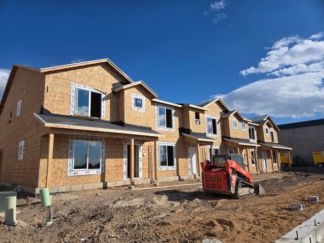 1264 N 325 E #169
                     MLS #2122208