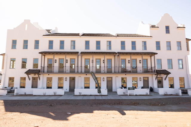 718 W Vista Sur Ln #17
                     MLS #2122303