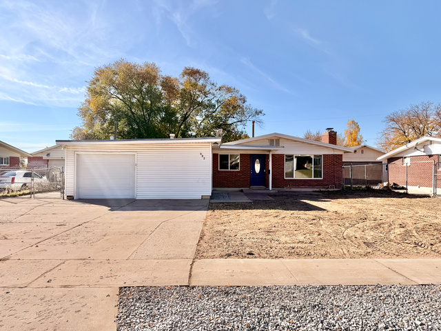 482 VICKIE LN, Clearfield UT 84015