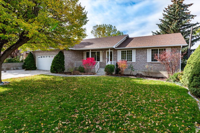 146 S Coleman St
                     MLS #2122709