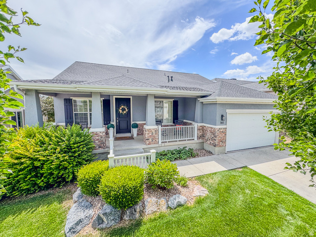 141 E Cottage Cv
                     MLS #2122779