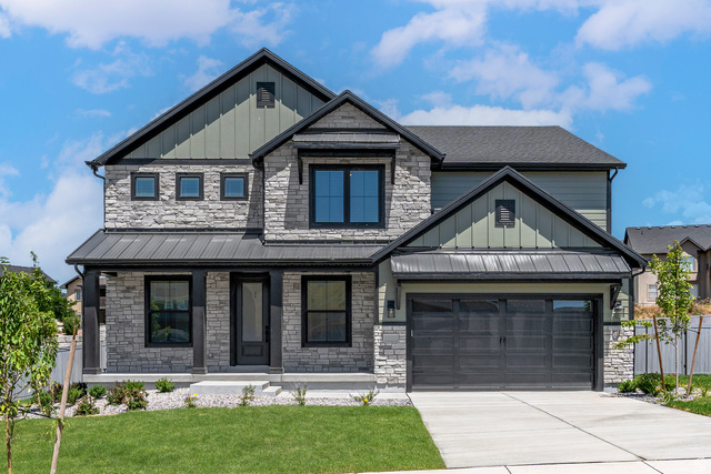 1208  Crest Dale Ln
                     MLS #2122840