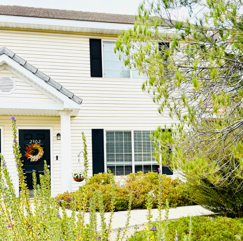 1735 W 540 N #2302
                     MLS #2123073