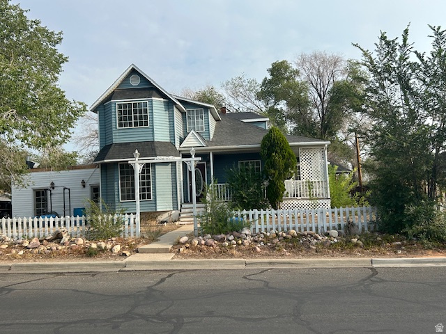 74 W 300 N
                     MLS #2123079