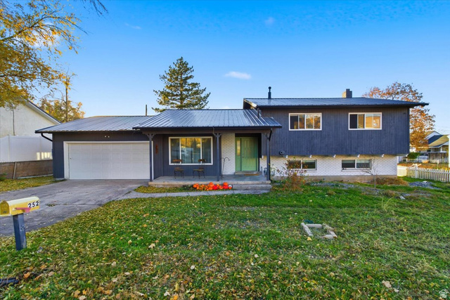 252 S 400 E
                     MLS #2123137