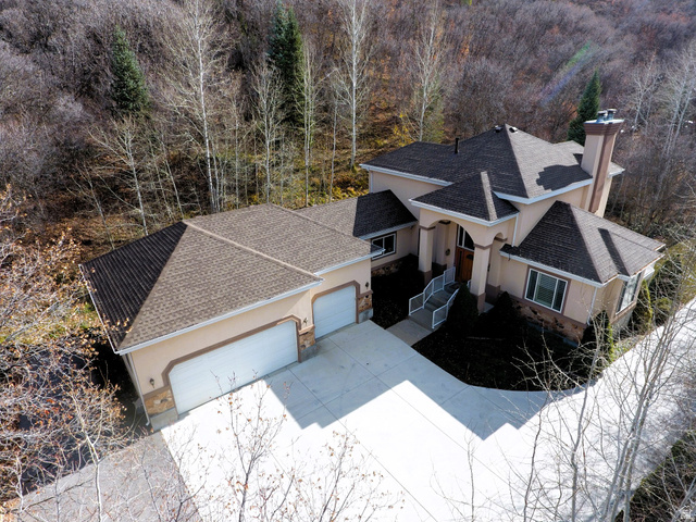 11047 S Surrey Dr
                     MLS #2123156