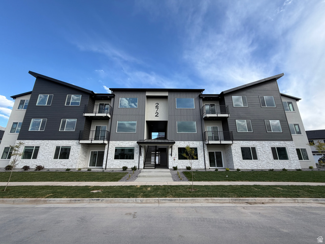 272 E 850 S #7-201
                     MLS #2123157
