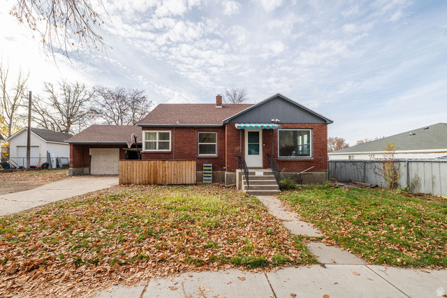 217 N 100 W
                     MLS #2123207