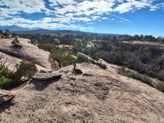 411 W SAND FLATS RD 11675 E L ON PUB ESMT RD, Moab UT 84532