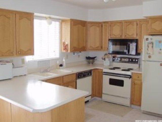 10445 S Silver Mtn Dr, Sandy, UT 84094 — photo 5