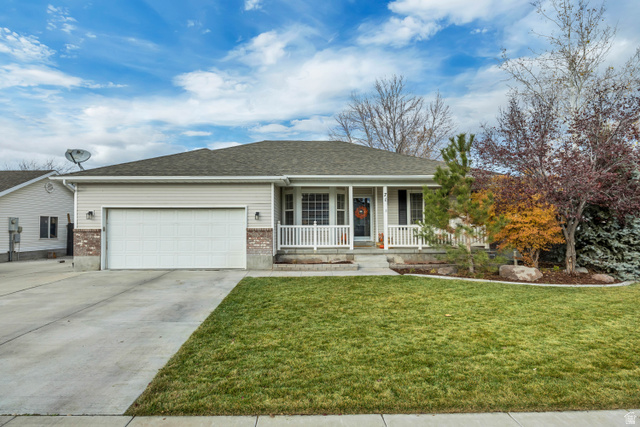 71 PEBBLE BEACH DR, Stansbury Park UT 84074