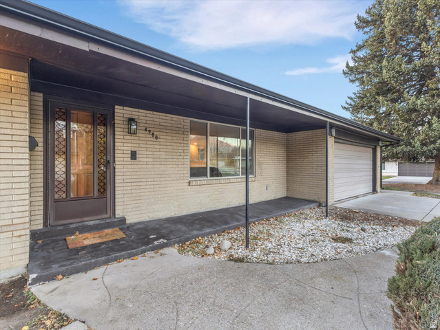 4980 S 1645 E, Holladay UT 84117