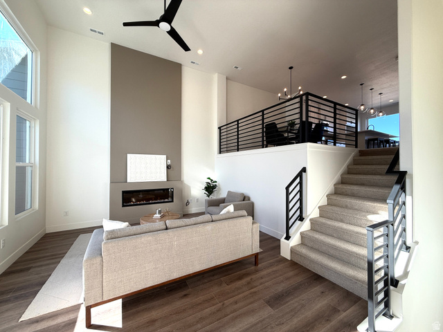 1485 W BURKE LN #102, Farmington UT 84025