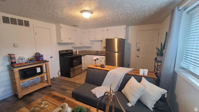 246 E Helm Ave #o
                     MLS #2124106