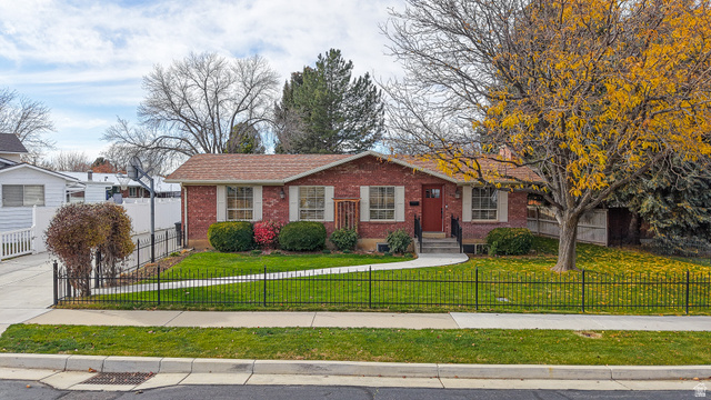 Main photo for 346 S Nebo Dr