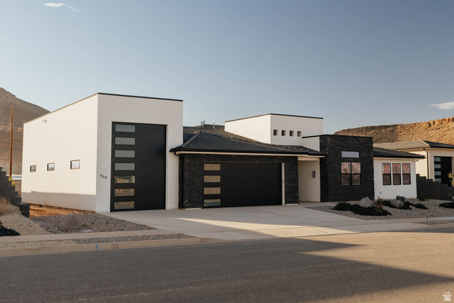 968 S RATTLESNAKE LN #9, Washington UT 84780