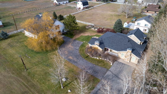 Main photo for 623 N Center St