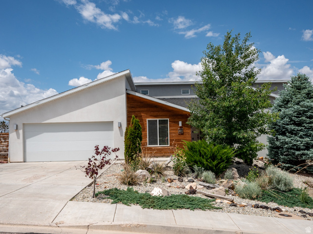 48 S CIMARRON CIR, Cedar City UT 84720