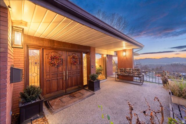 2662 E Skyline Dr
                     MLS #2125112