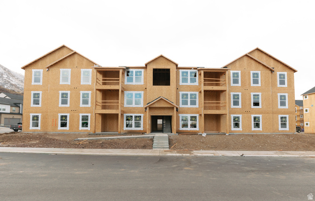 675 W 4500 S #p203
                     MLS #2125160